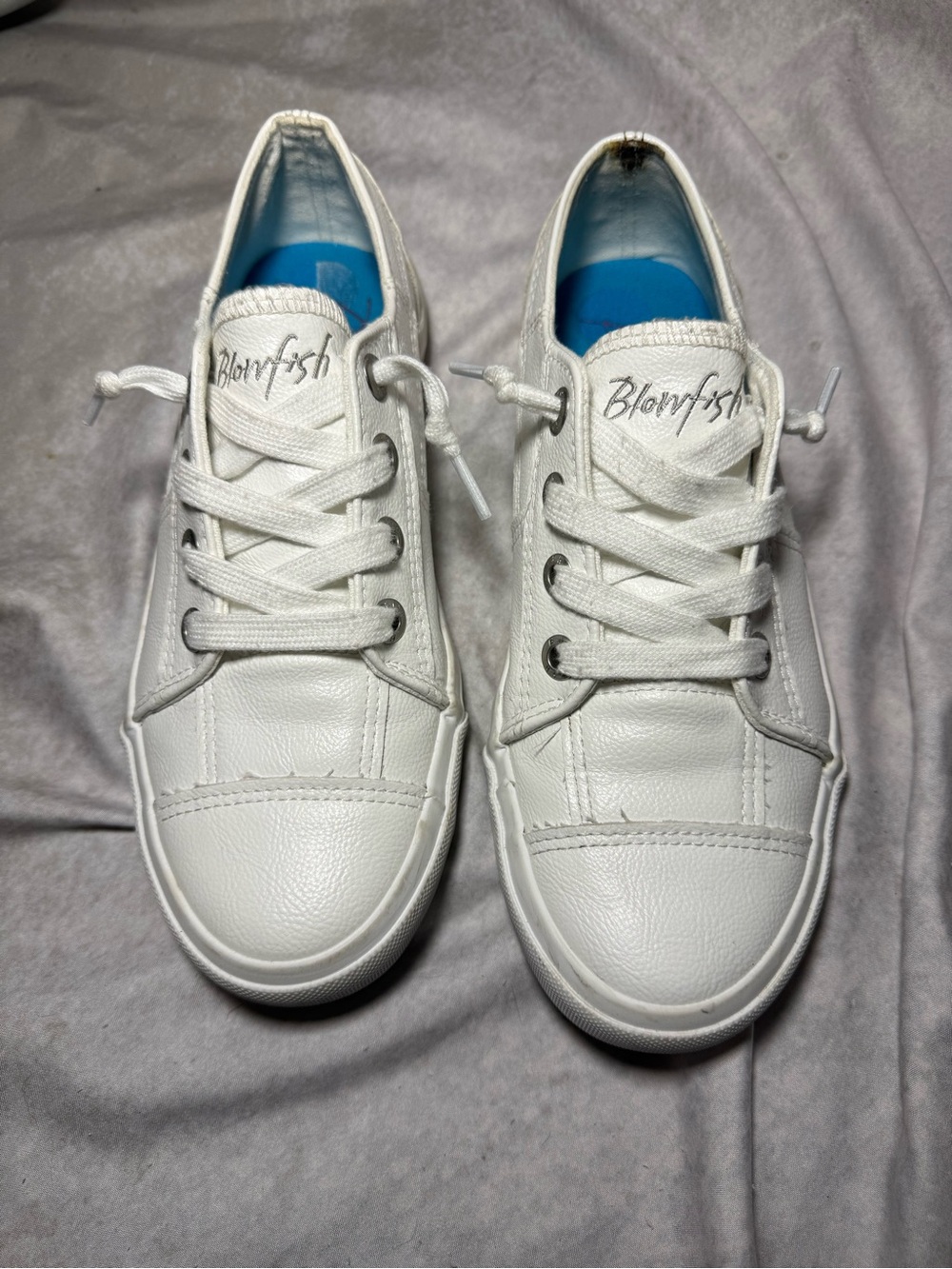 Blowfish Malibu White Sneakers Women’s 7.5 Lace Up Casual Shoes